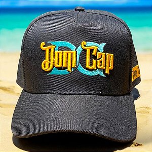 Boné Dom Cap DC Bordado alto relevo