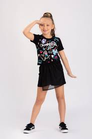 Conjunto Feminino Infantil Wonderful Preto Blusa e Short Moletinho