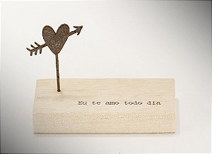 Mini escultura de mesa "eu te amo..."
