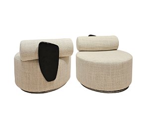 Poltrona Com Encosto De Madeira