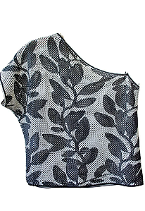 Blusa Folhagens em Ramos
