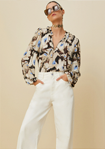 BLUSA DECOTE REDONDO MANGA LONGA DETALHE GOLA