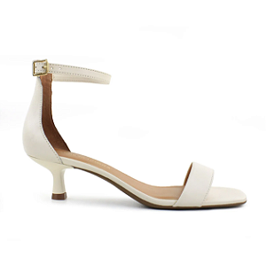 Sandália Naked Couro Off White, Salto Fino, Bico Quadrado | Giulia Domna Sintético