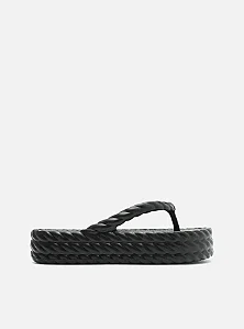 Chinelo Preto Flatform Arezzo