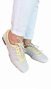 Oxford Feminino Valentina Off White Casual