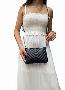 Bolsa Pequena Couro Preta Alça Corrente Gloss