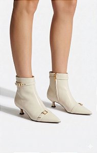 Bota Cano Curto Off White Cecconello