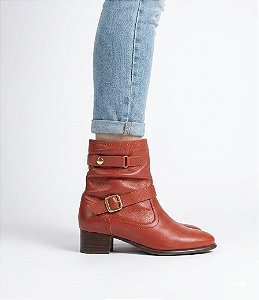 Bota Cano Curto Couro Vermelho LaCore
