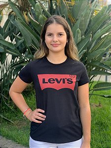 CAMISETA LEVI´S  FEMININA ESTAMPADA