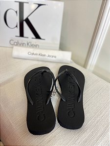 CHINELO CALVIN KLEIN JEANS BAIXO RELEVO FEMININO PRETO