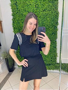 T-SHIRT CURTA COM TACHAS PRETO MYFT 502TS003682