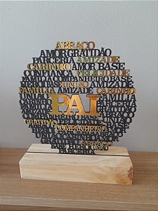 Troféu de Palavras Pai em MDF para Decoração com Base de Pinus Letreiro Enfeite - 1 unidade Código: RVAHT7SZZ