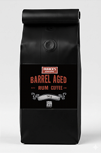 Kilão de café maturado em barril de rum
