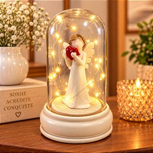 Redoma Led Anjo Bege Com Coração Vermelho B Vidro Decora