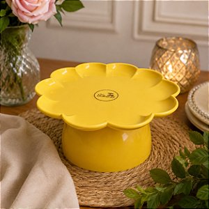 Boleira Flor Grande Com Pé Só Boleiras Amarelo Butter Festa