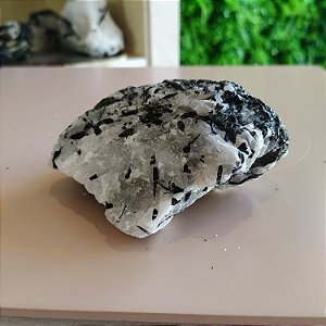 Quartzo Turmalinado