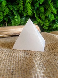 Pirâmide Selenita - 6cm