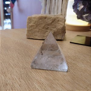Pirâmide Cristal de Quartzo