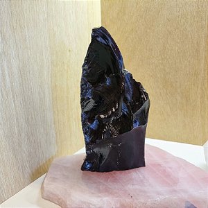 Obsidiana Negra Bruta - Base Serrada