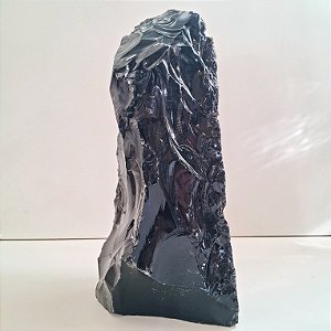 Obsidiana Negra Bruta - Base Serrada