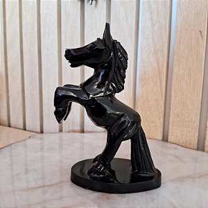 Cavalo Xisto Esmeralda em Pé - P