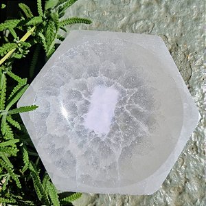 Bowl Selenita Branca Hexagonal