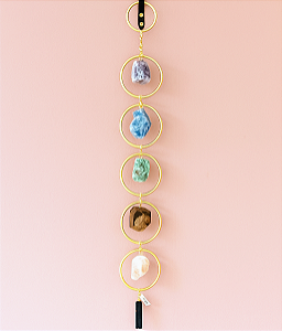 Móbile Argola Chakras - Cristais Brutos - Turmalina Negra - Dourado