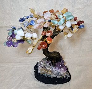 Árvore Chakras - Base Ametista 24 galhos