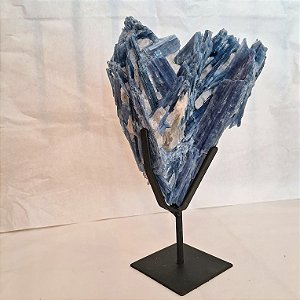 Cianita Azul na Matriz - Base de Ferro