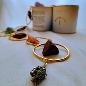 Móbile Argola Chakras - Cristais Brutos - Pirita - Dourado