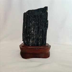 Turmalina Negra Bruta - Base de Madeira Marrom