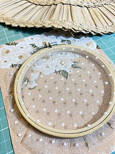 BASTIDOR COM TULE BOLINHA - 12 CM