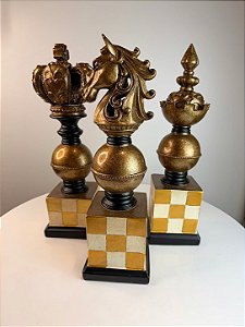 CJ 3 OBJETOS DE ORNAMENTACAO, PEÇA XADREZ