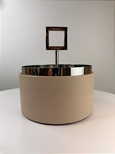 CAIXA DECORATIVA COURO E METAL 21X20X20