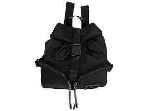 Mochila Grande Multimaterial Enfeites Ziper Schutz Preto