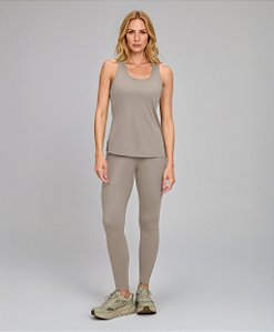 Regata Feminina Gola Redonda Alto Giro