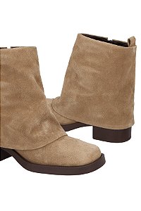 Bota Feminina  Camurça Cano Curto Sobreposto  Luiza Barcelos Fendi