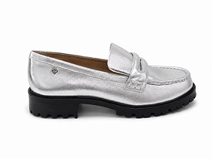 Mocassim Feminino Bico Redondo Detalhe Capodarte Prata