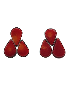 Brinco de Prata com Trio de Gotas de Coral Vermelho