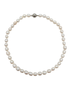 Colar Curto de Pérolas com Fecho de Ímã