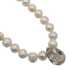 Colar de Pérolas com Cristal Acitrinado