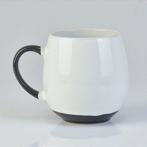 Caneca White Preta