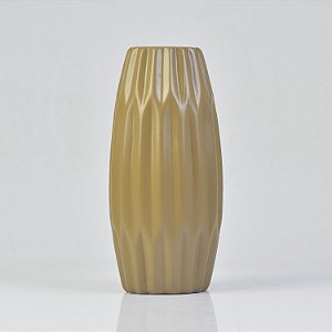 Vaso Marrom Com Textura De Dobra em Cerâmica