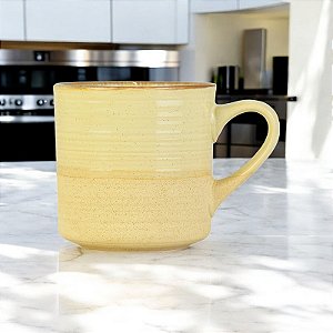 Caneca Colorida Tons de Bege em Cerâmica