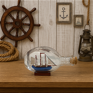 Garrafa Arredondada Com Barco Dentro