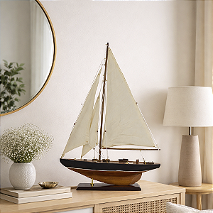 Enfeite Barco Realista Preto