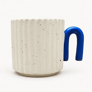 Caneca Canelada com Alça Azul
