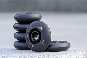 8 Rodas YOYO SKATE Meetyo Freeride e Wizard Style - PRETA 72mm