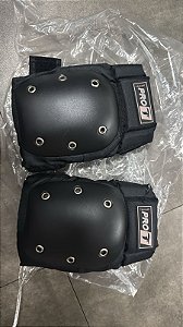 MOSTRUÁRIO: Par de joelheiras DG Traxart PRO - P