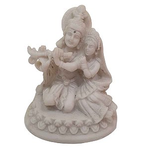 Escultura de Krishna e Radha de Pó de Mármore Branca 9cm
